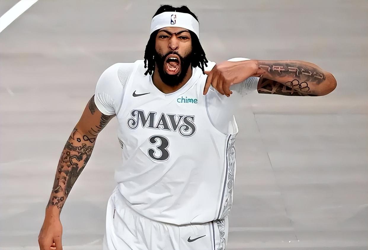 爱游戏官网-关于晋级下一阶段引发热议！，浓眉哥在公牛比赛中刷新纪录赛场气氛高涨的信息