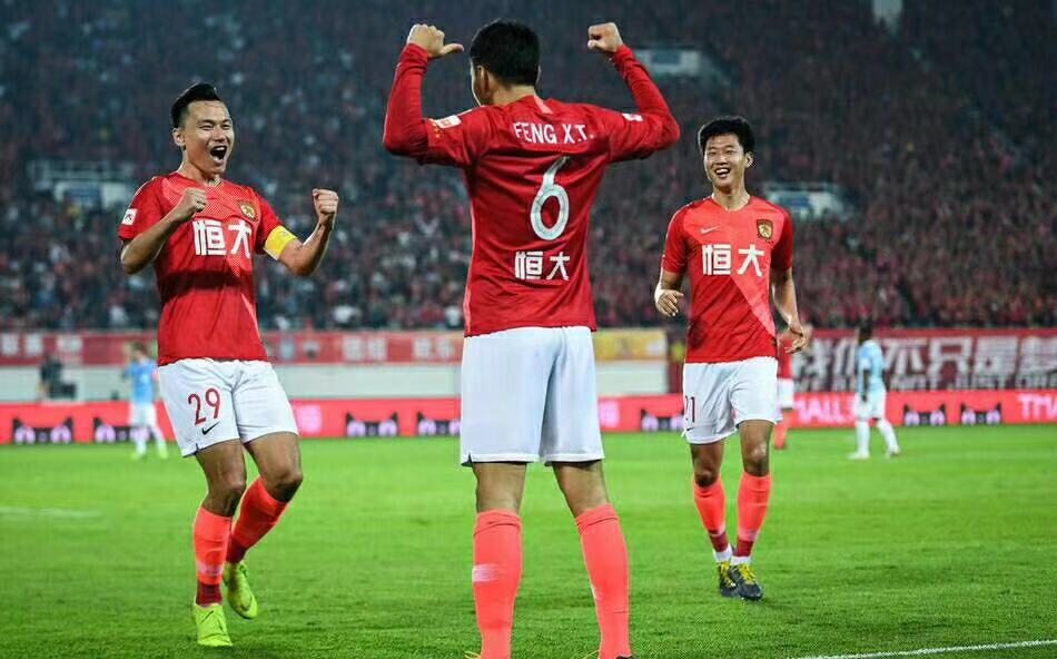 爱游戏官方入口-里程碑夜费耶诺德绝杀压哨，亚冠集结日刷纪录，信心回归，阵容厚度经受考验(英灵殿放了还是杀了入侵者)