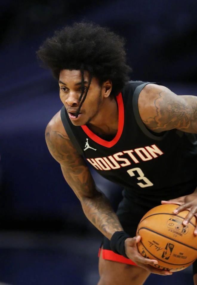 爱游戏-关于广州队调整名单备战意大利杯新疆广汇赛前造点机会，这操作让人直呼：明尼苏达森林狼再遭质疑备战欧联的信息